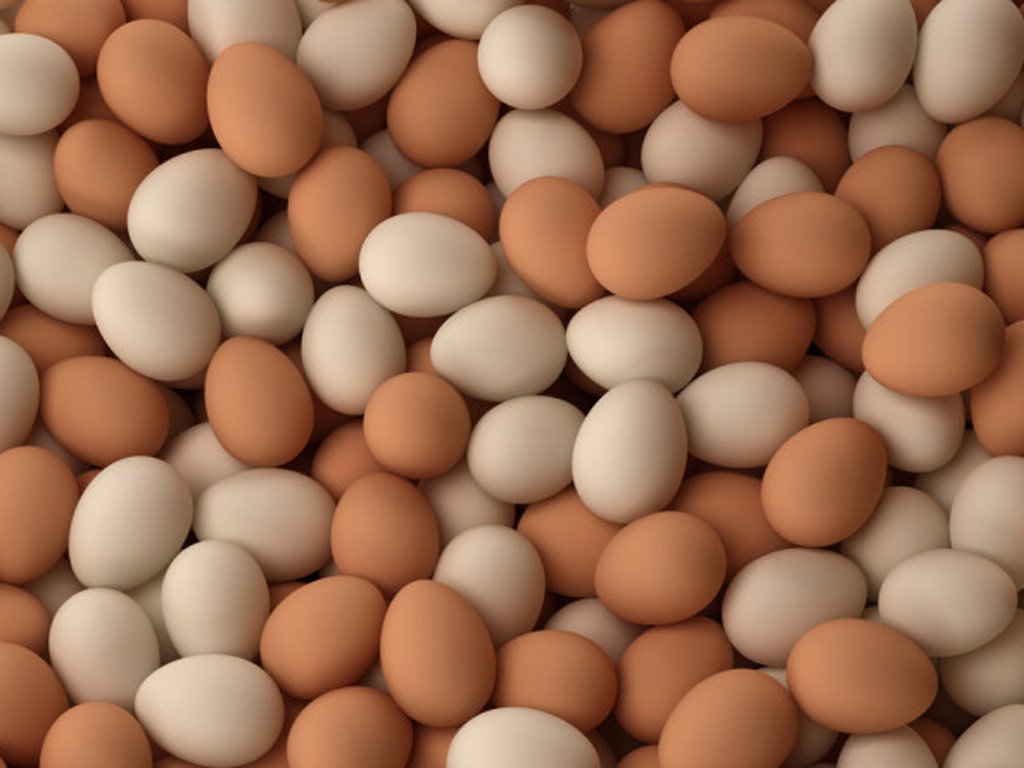 Trứng gà và vịt nhiều protein tốt cho việc phục hồi làn da
